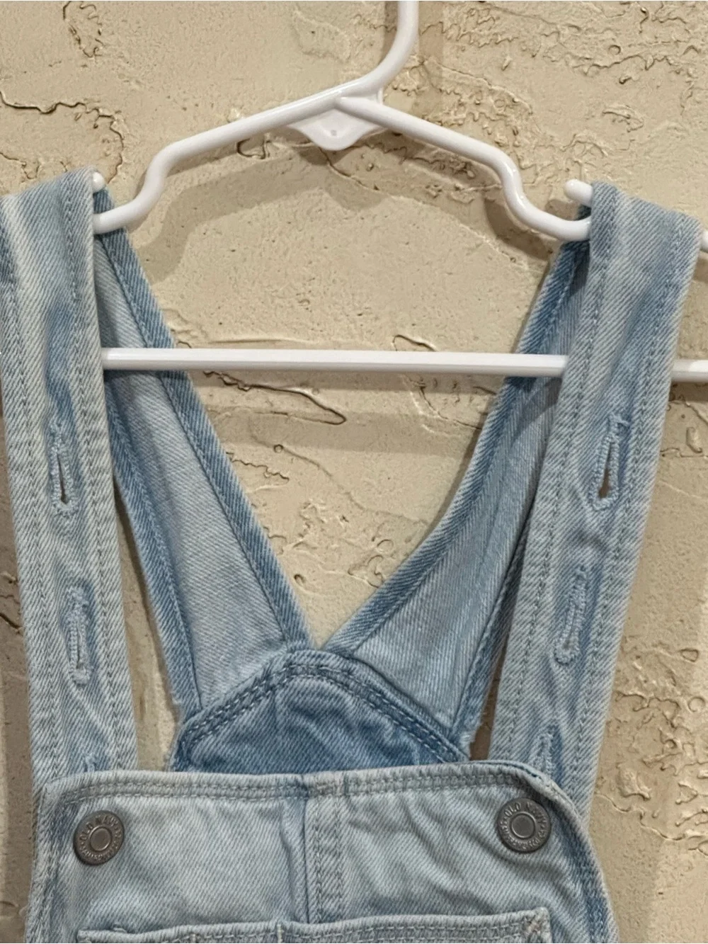 Old Navy Light Wash Distressed Girls Denim Short Overalls Patriotic Pockets Sz M
